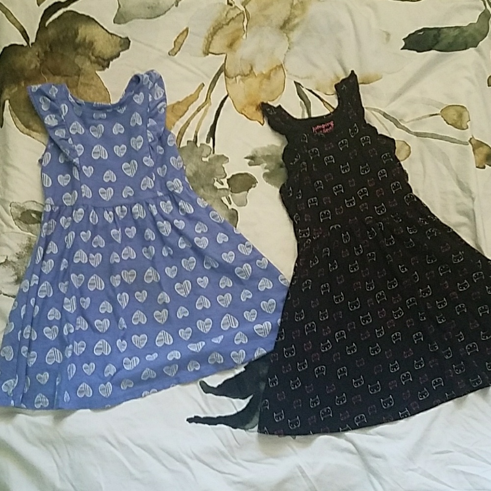 Girls flutter sleeve dresses
